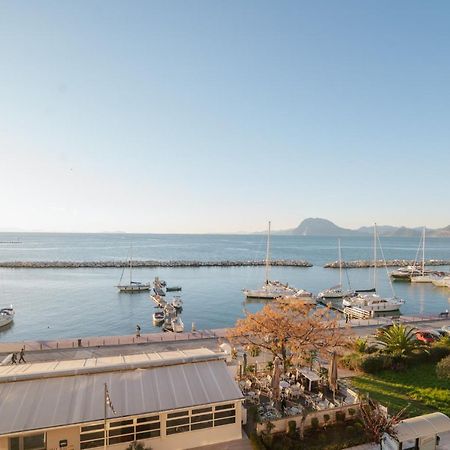 Sea Front Luxury Apartment Patras Luaran gambar