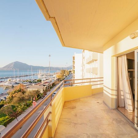 Sea Front Luxury Apartment Patras Luaran gambar