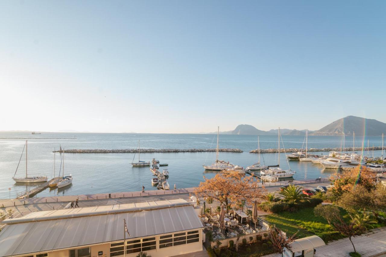 Sea Front Luxury Apartment Patras Luaran gambar