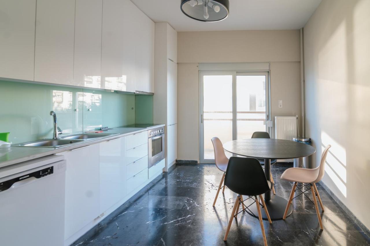 Sea Front Luxury Apartment Patras Luaran gambar